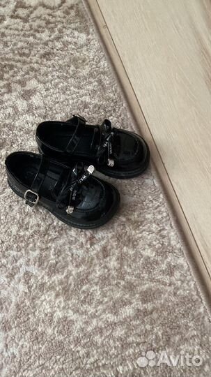 Туфли для девочки 23 размер