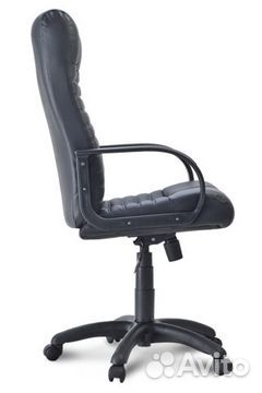 Офисное кресло Атлант