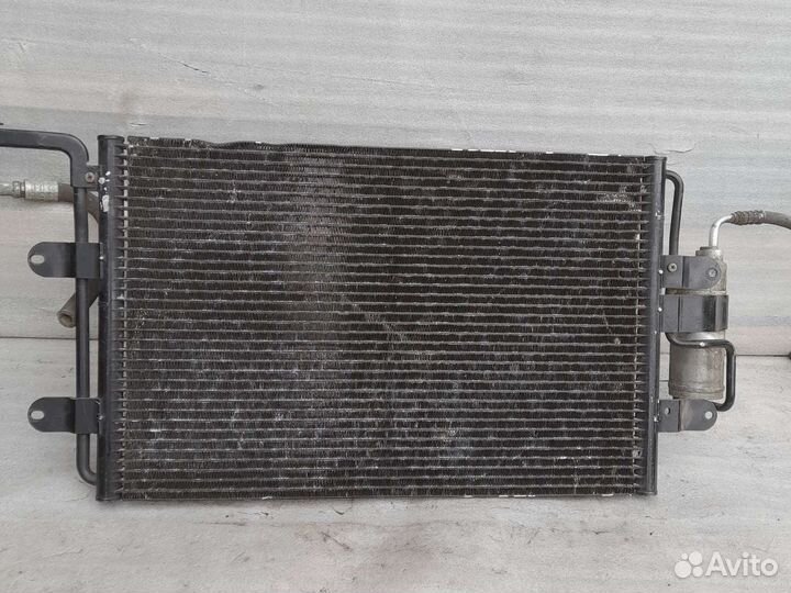 Радиатор кондиционера Volkswagen Golf 4 Bora