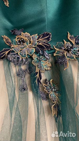 Вечернее платье