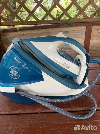 Утюг с парогенератором Tefal
