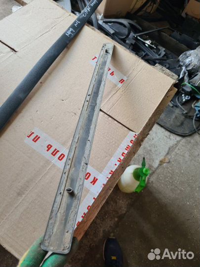 Молдинг двери задний левый Ford C-Max 2007