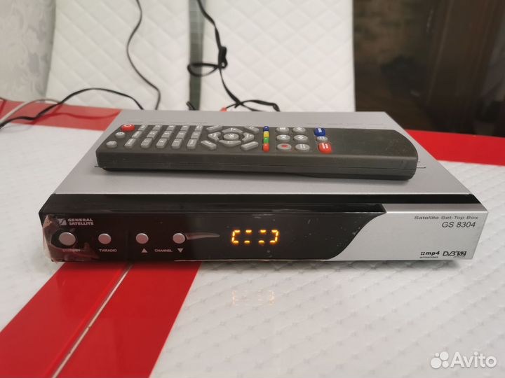 Спутниковый приёмник Триколор GS 8304