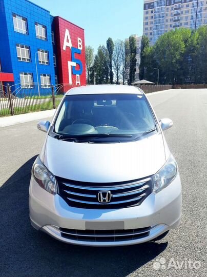 Honda Freed 1.5 CVT, 2011, 67 250 км