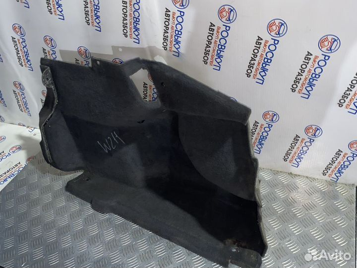 Обшивка багажника Mercedes-Benz E-класс