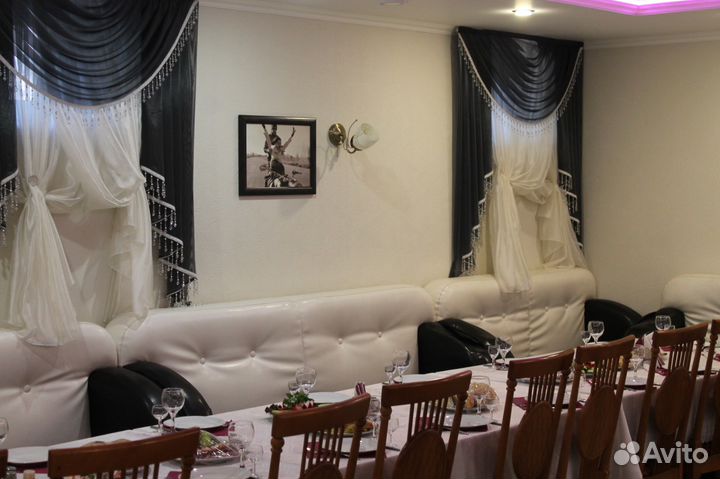 Банкетный зал, Поминальные обеды