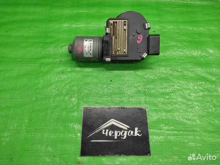 Мотор перед. дворников правый руль Touareg 07-10