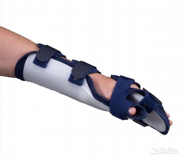 Тутор лучезапястный Fosta п/жест L правый FS 3412