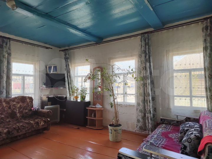 Дом 56 м² на участке 13 сот.