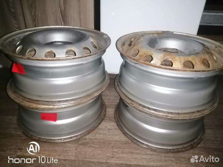 Штампованные диски r15