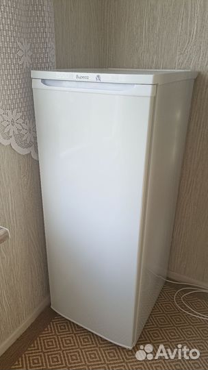 Морозильная камера бирюса 114