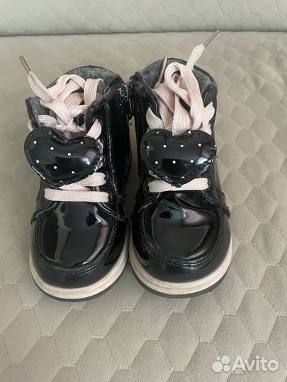 Ботинки на девочку