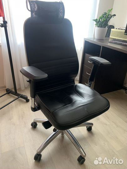 Компьютерное кресло