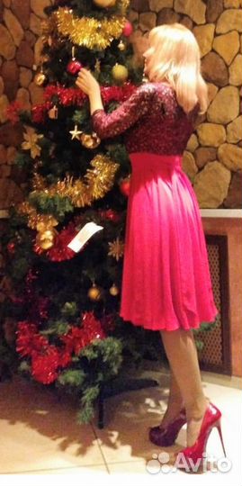 Платье нарядное