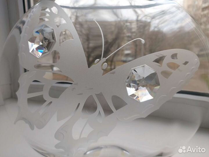 Ваза с камнями Swarovski