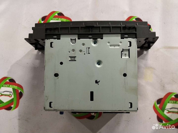 Cadillac SRX Штатная магнитола