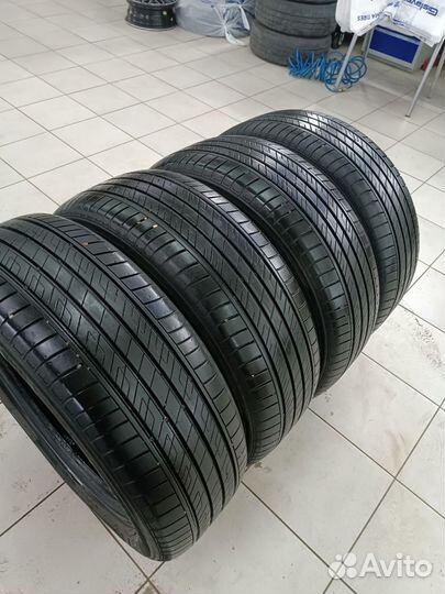 Kumho Solus HS63 225/55 R18