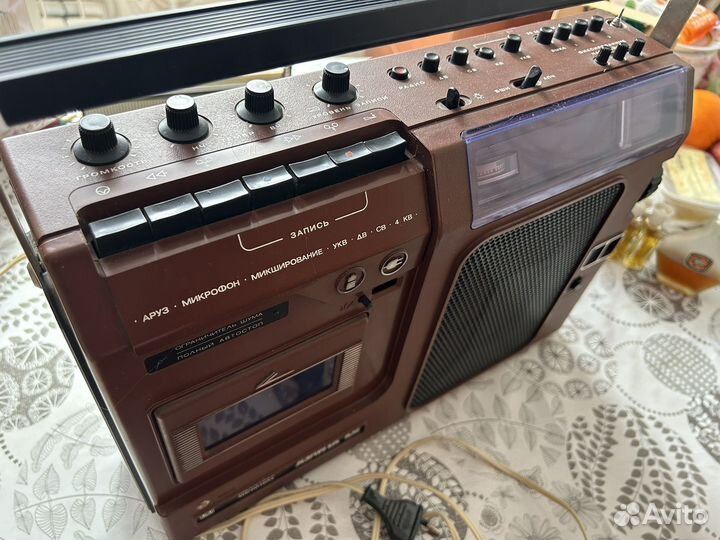 Радиомагнитола(магнитола кассетная) Аэлита 102