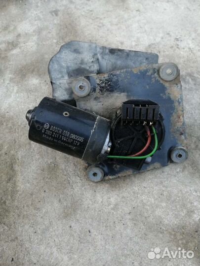 Мотор дворников стеклоочистителя Митсубиси Каризма
