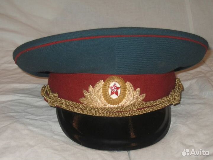 Новые погоны звезды пуговиц фуражки кокарды СССР