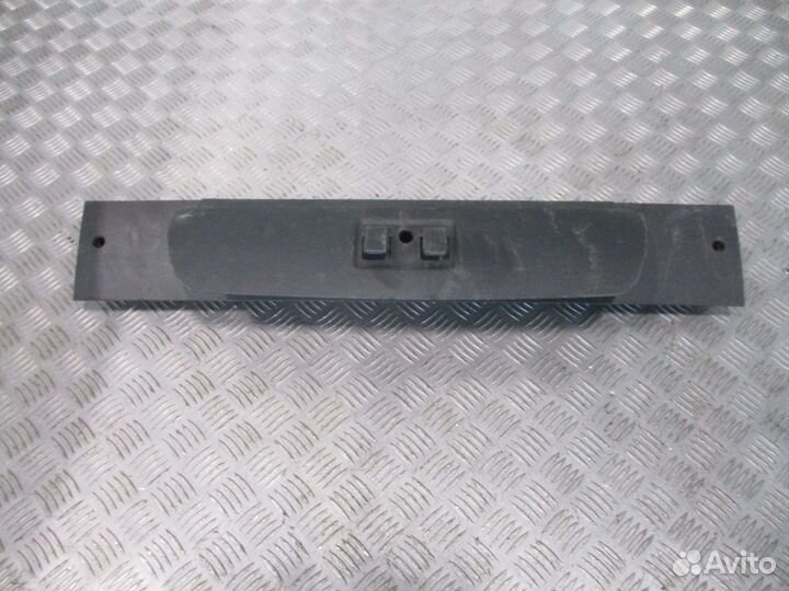 Накладка внутренняя (над дверью) MAN 81629300264