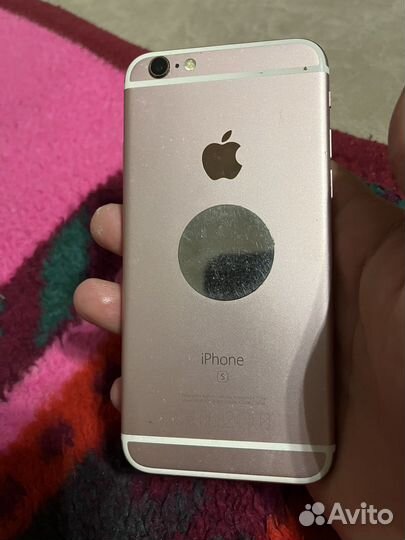 Телефон iPhone 6s