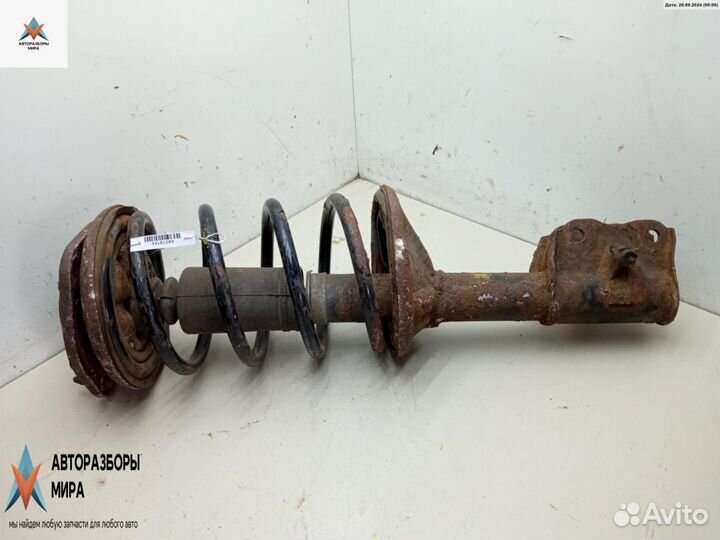 Стойка передняя Mitsubishi Space Star рест. 2002