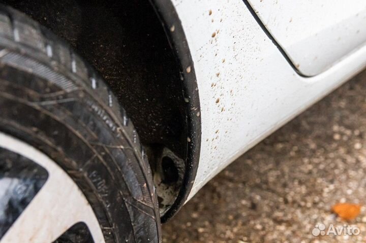 Защитные накладки на арки Лада Веста