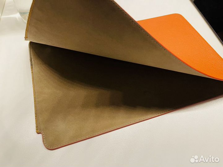 Чехол- папка из нат. кожи для планшета/ноутбука