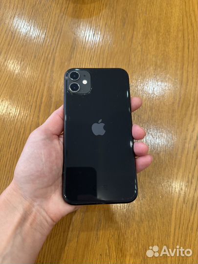 iPhone 11, 64 ГБ