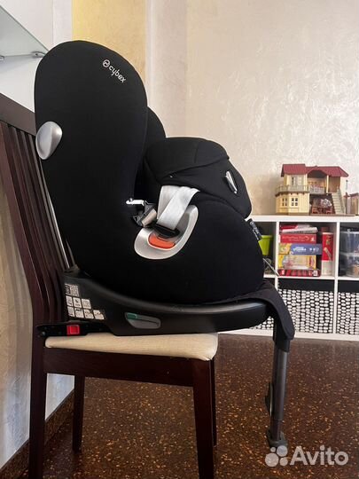 Автокресло Cybex Sirona Plus с isofix поворотное