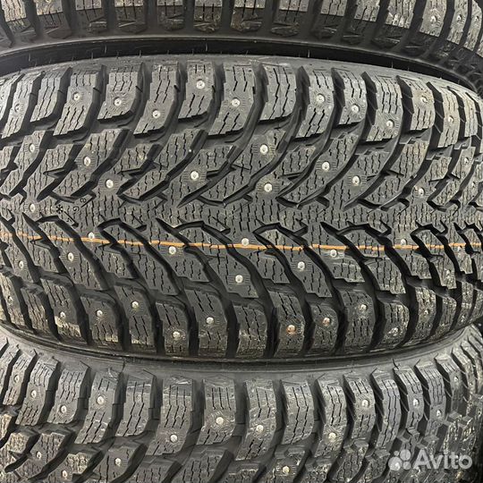 Nokian Tyres Hakkapeliitta 9 235/45 R18 98