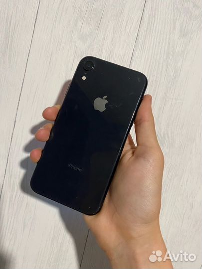 iPhone Xr, 64 ГБ