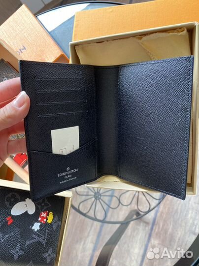 Обложка на паспорт louis vuitton