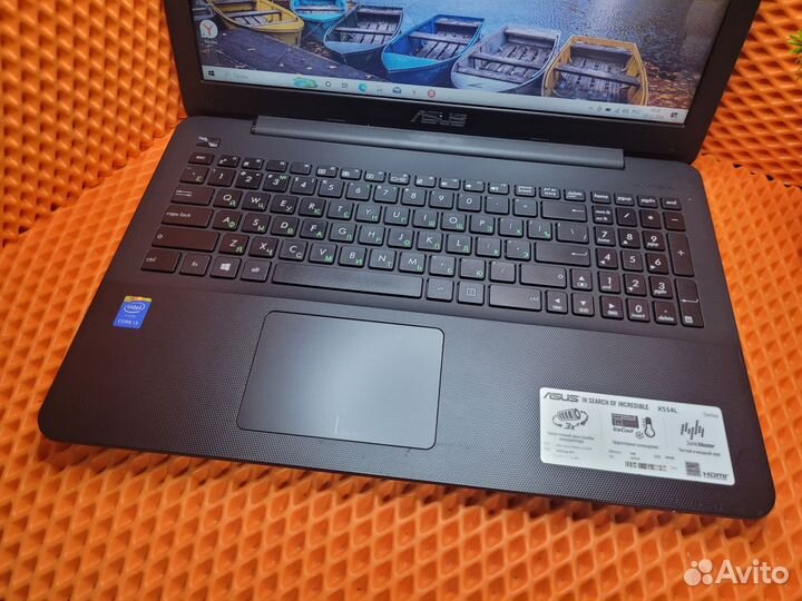 Ноутбук Asus i3-4005 / 8gb/ SSD /Intel HD