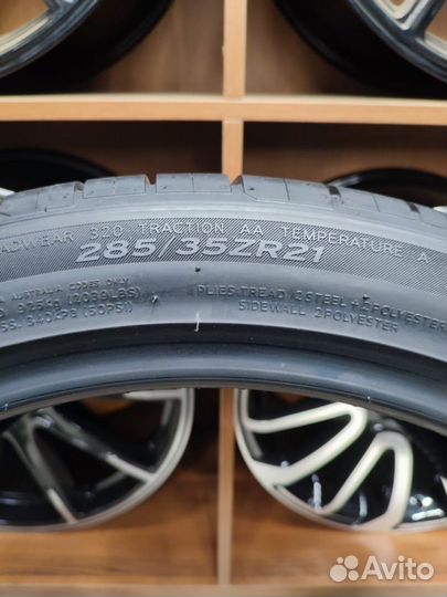 Hankook Ventus S1 Evo 3 K127 285/35 R21 и 325/30 R21 105Y