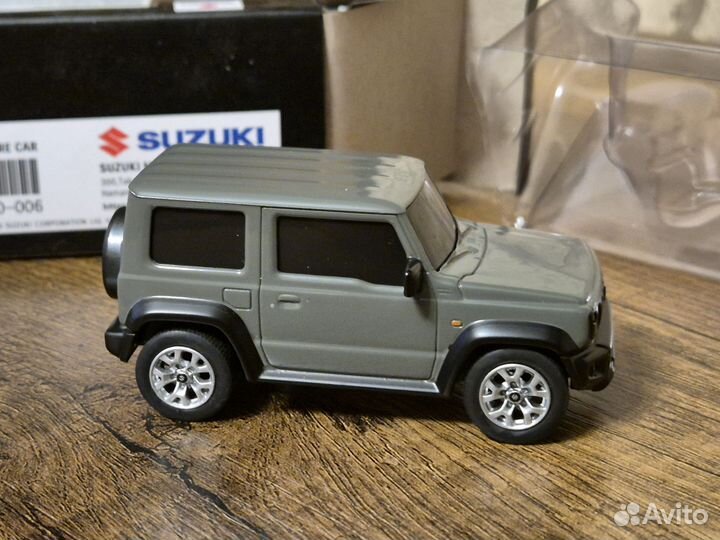 Модель автомобиля Suzuki Jimmy