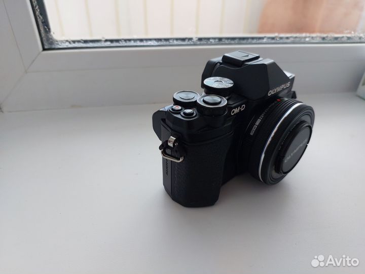 Olympus om-d e-m10 mark iii
