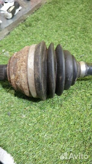 Полуось (привод) передний левый Porsche Cayenne