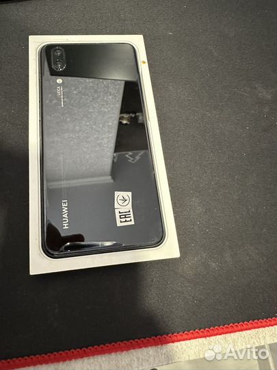 HUAWEI P20, 4/128 ГБ