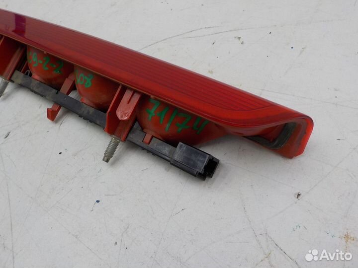 Стоп-сигнал дополнительный Peugeot 308 2011-2015