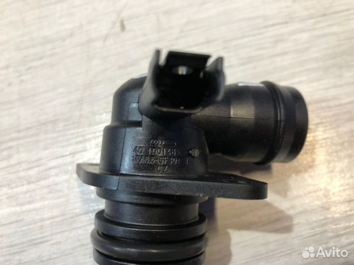 Угловой штуцер Bmw 530I E60 N52B30 05/2006