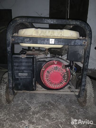 Электрогенератор 6.5 kWt