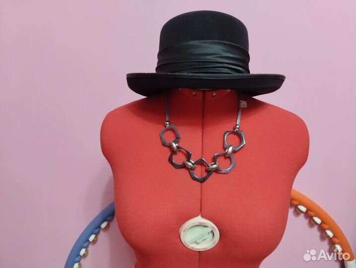 Шляпка женская