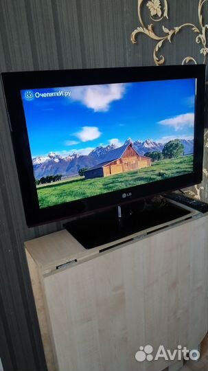 Телевизор LG 26