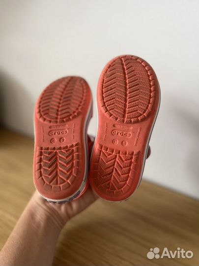 Сандалии Crocs C8