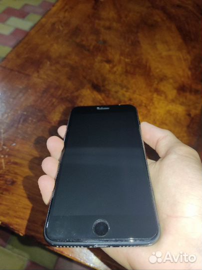 iPhone 8 plus 64gb