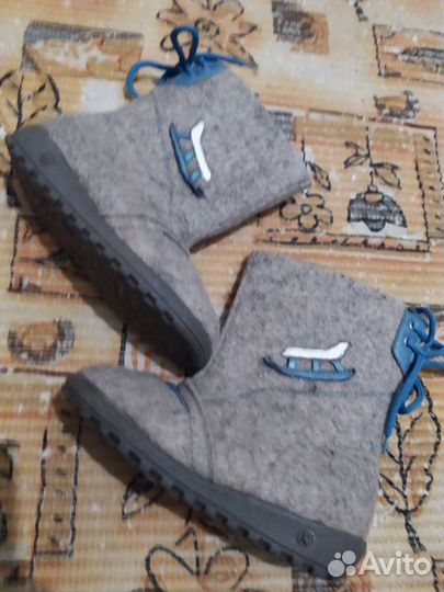 Валенки на подошве детские