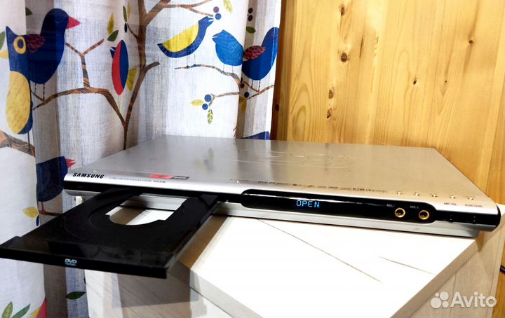 DVD плеер - Samsung DVD-K100