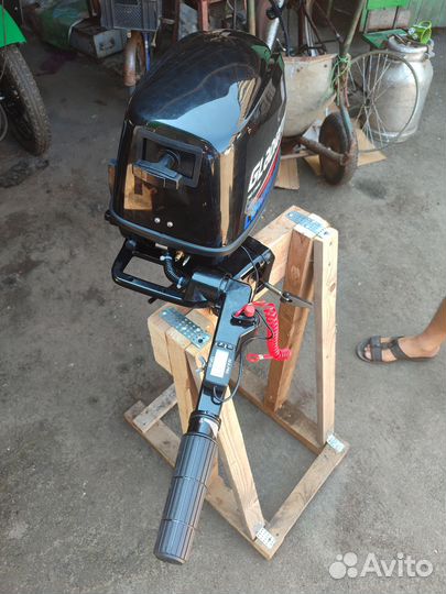 Лодочный мотор gladiator G9.8FHS